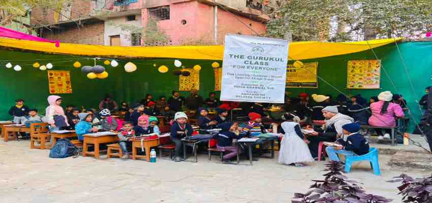 रीवा में अनोखी पहल! शाम होते ही क्लासरूम में बदल जाता है पुलिस स्टेशन, जानिए कैसे