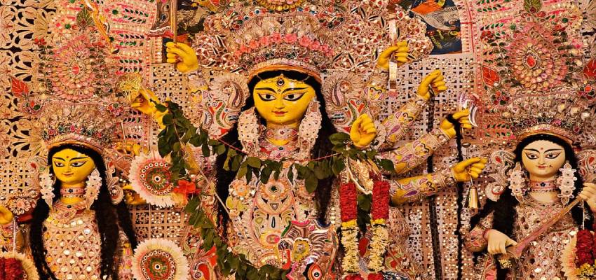 
							Gupt Navratri 2026: गुप्त नवरात्रि में करें ये चमत्कारी उपाय, माता रानी की बरसेगी कृपा; कर्ज-गरीबी से भी मिलेगी मुक्ति