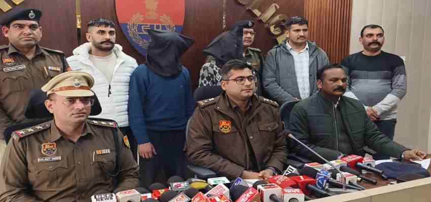 
							Haryana News: कुरुक्षेत्र की खौफनाक हत्या का पर्दाफाश, धड़ और सिर अलग मिलने के मामले में दो गिरफ्तार