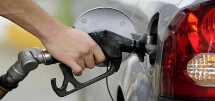 Petrol-Diesel Price Today: जेब पर पड़ा असर या मिली राहत? यहां चेक करें आज के पेट्रोल-डीजल के नए रेट