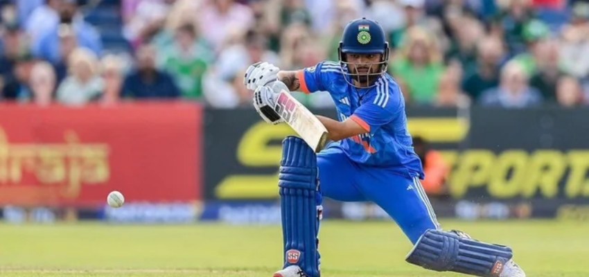 
							नागपुर में रिंकू सिंह ने मचाया धमाल,  मंगेतर प्रिया सरोज ने लुटाया प्यार