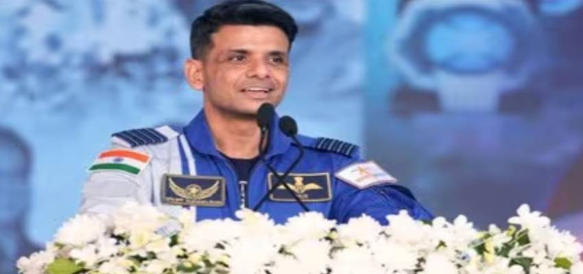 
									Republic Day 2026 Live Updates: अंतरिक्ष की उड़ान का गौरव, शुभांशु शुक्ला को मिला अशोक चक्र