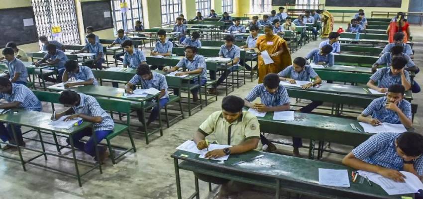 Haryana News: हरियाणा के 10वीं-12वीं कक्षा की बोर्ड एग्जाम डेटशीट जारी, यहां देखें पूरा शेड्यूल