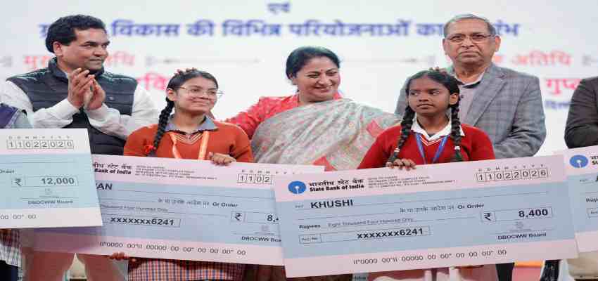 दिल्ली सरकार ने श्रमिकों और गांवों को दिया बड़ा उपहार, 15 हजार बच्चों के लिए शिक्षा सहायता, 134 करोड़ रुपये की विकास परियोजनाएं की शुरूआत