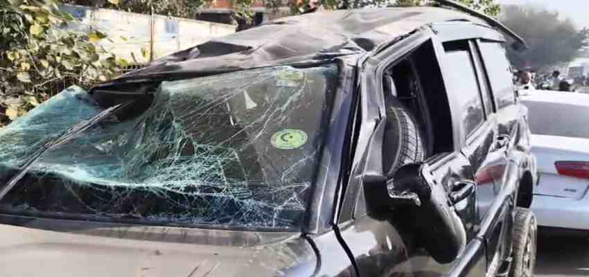 Delhi News: राजधानी में रफ्तार का कहर, बुजुर्ग के ऊपर गिरी कार, मौके पर हुई मौत