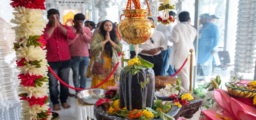 Maha Shivratri 2026: आज महाशिवरात्रि पर जानें 4 प्रहर पूजा का सही समय, नोट करें पूरी विधि