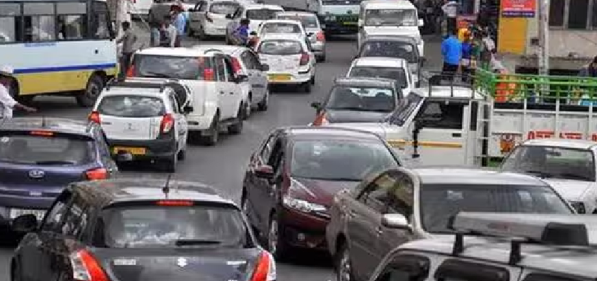दिल्ली में पुराने वाहन अब जब्त कर सीधे होंगे कबाड़, परिवहन विभाग ने दी चेतावनी