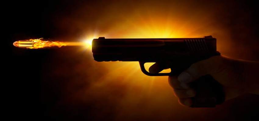 महाशिवरात्रि के दिन दिनदहाड़े गोलीबारी, भरे बाजार में दो युवकों को मारी गई गोली