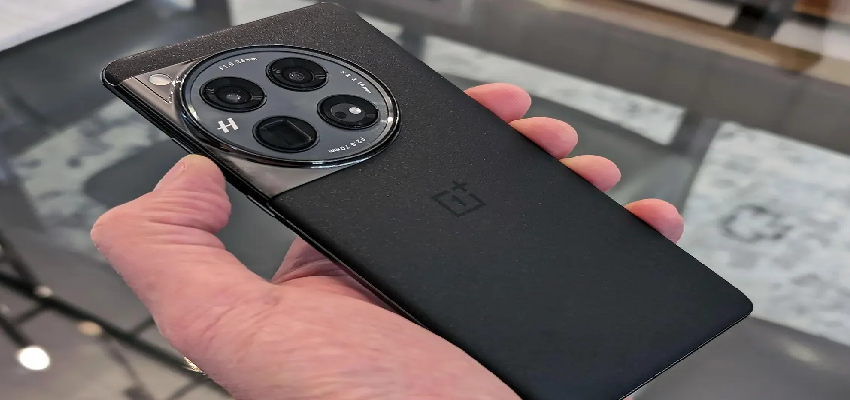 OnePlus 12 पर 19,000 रुपये की भारी छूट, मिड-बजट में प्रीमियम स्मार्टफोन