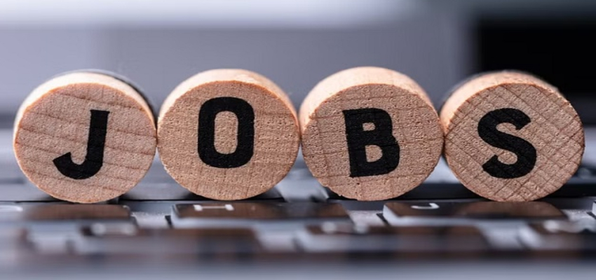 Jobs Alert: जॉब की तलाश खत्म! आधार सेंटर में निकली बंपर वैकेंसी, जानें आवेदन प्रक्रिया