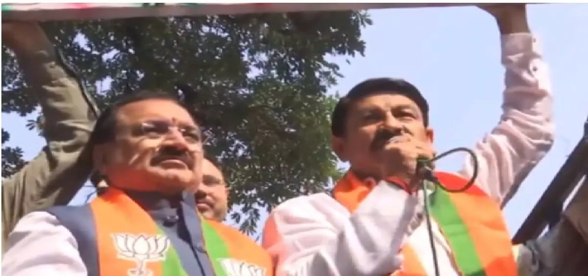 AI समिट में 'शर्टलेस' प्रदर्शन के खिलाफ भाजपा ने खोला मोर्चा, कांग्रेस मुख्यालय के बैरिकेड्स तोड़े गए