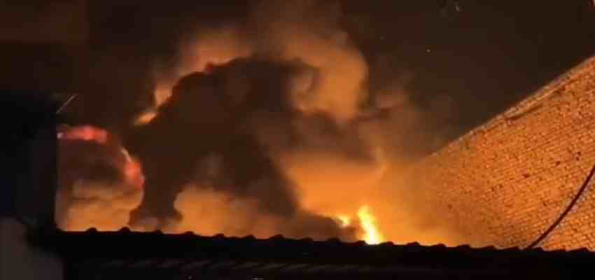 Haryana News: बहादुरगढ़ में टू व्हीलर कंपनी के शोरूम और सर्विस सेंटर में लगी भीषण आग, लाखों का सामान जलकर हुआ राख