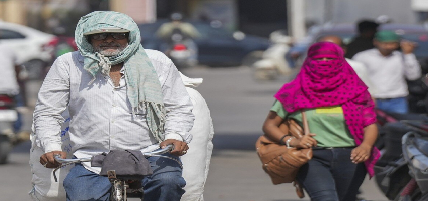 Aaj Ka Mausam: मार्च में ही लू का अलर्ट, दिल्ली-UP-हरियाणा समेत 12 राज्यों में गर्मी तोड़ेगी सारे रिकॉर्ड!