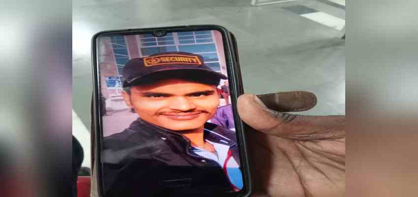 Delhi News : झपटमार से मोबाइल वापस लेने दौड़ा युवक, ट्रेन से कटकर गई जान