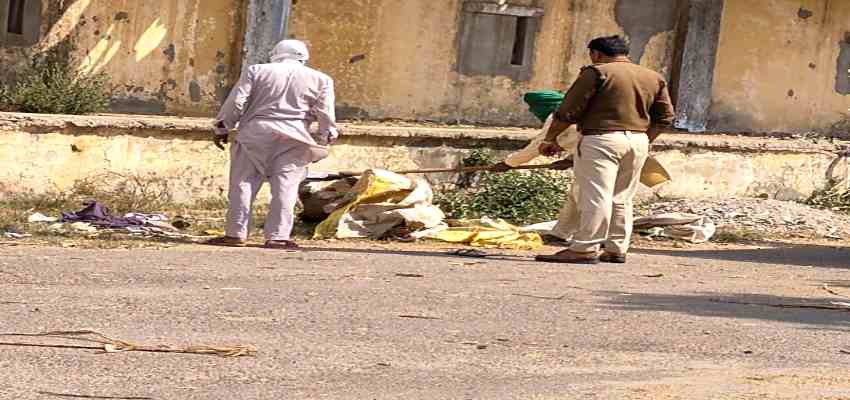 HARYANA NEWS: रतिया के वेयर हाउस में अज्ञात व्यक्ति का शव मिलने से सनसनी, 3–4 दिन पुराना बताया जा रहा शव