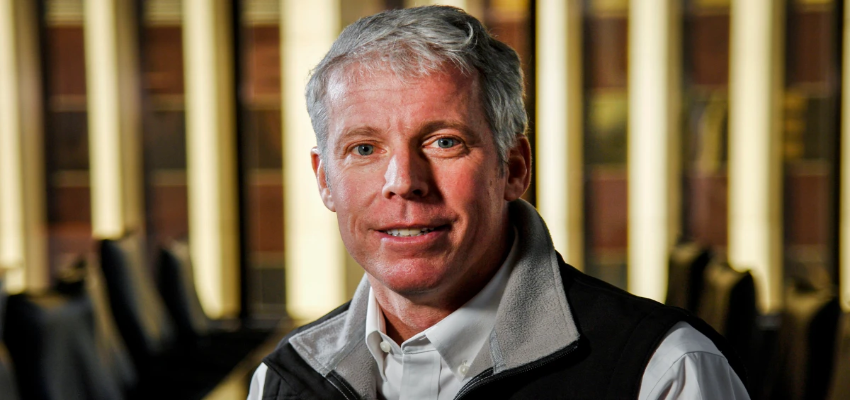 
							US-Iran War:युद्ध के बीच ही अमेरिका ने मारा यूटर्न! अगर हुआ ऐसा तो तेल के लिए मचेगा हाहाकार