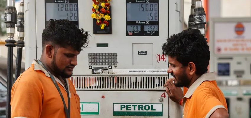 मिडिल-ईस्ट तनाव से बढ़ा कच्चे तेल का संकट, सरकारी तेल कंपनियों को रोजाना 2000 करोड़ रुपये का नुकसान