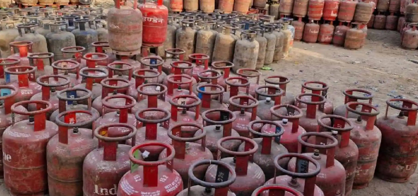 LPG सिलेंडर बुकिंग में बढ़ाई गई न्यूनतम अंतराल, जानें सरकार ने क्यों किया ये नियम लागू?