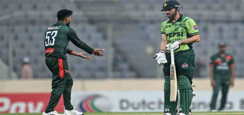 
							BAN vs PAK : बांग्लादेश-पाकिस्तान मैच पर विवाद, हार के बाद पाक टीम ने उठाए सवाल