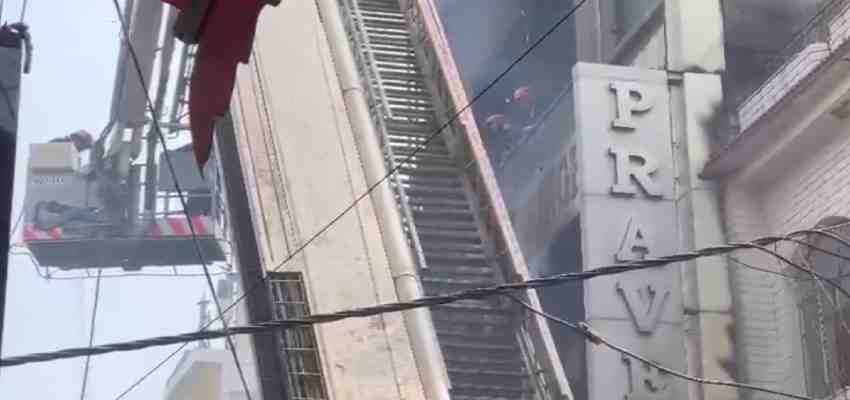 Delhi Fire: दिल्ली के पालम इलाके में भीषण आग का तांडव, 6 लोगों की मौत, राहत-बचाव जारी