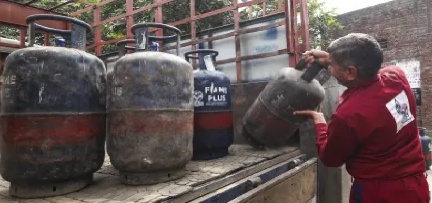 कमर्शियल LPG को लेकर सरकार का बड़ा फैसला, राज्यों को मिलेगा 10% अतिरिक्त कोटा
