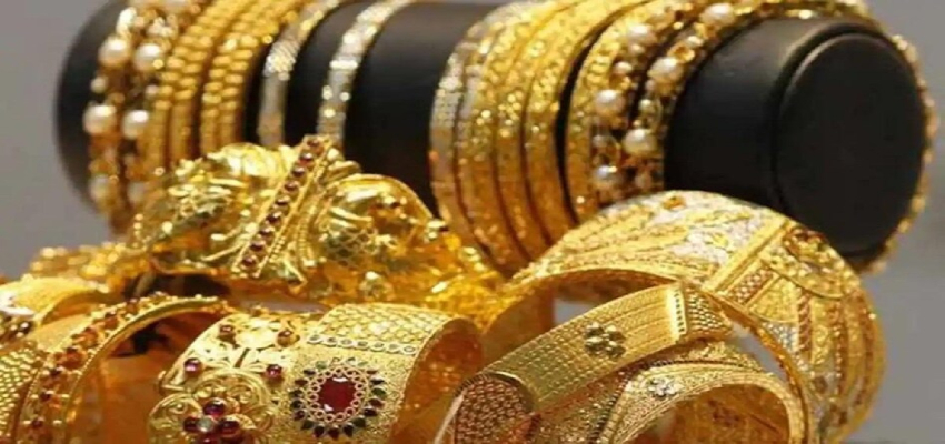 
							Today Gold-Silver Price: सोने-चांदी के दामों में भारी गिरावट, खरीदने से पहले जान लें नई कीमतें