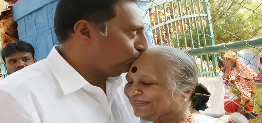 अभिनेता प्रकाश राज के मां का निधन, 86 की उम्र में लीं अंतिम सांस; पंचतत्व में हुईं विलीन