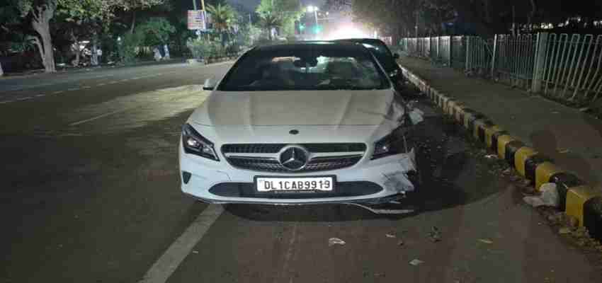 HARYANA NEWS: फरीदाबाद में एक तेज रफ्तार का कहर, मर्सिडीज ने डिलीवरी बॉय को मारी टक्क, हुई मौत