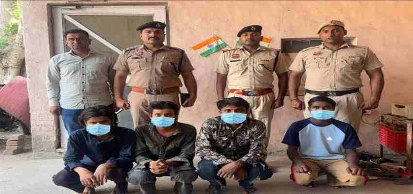 
							HARYANA NEWS: फरीदाबाद में प्रेम के नाम पर युवक की बेरहमी से हत्या, परिवार की छोटी बहन भी आरोपी!