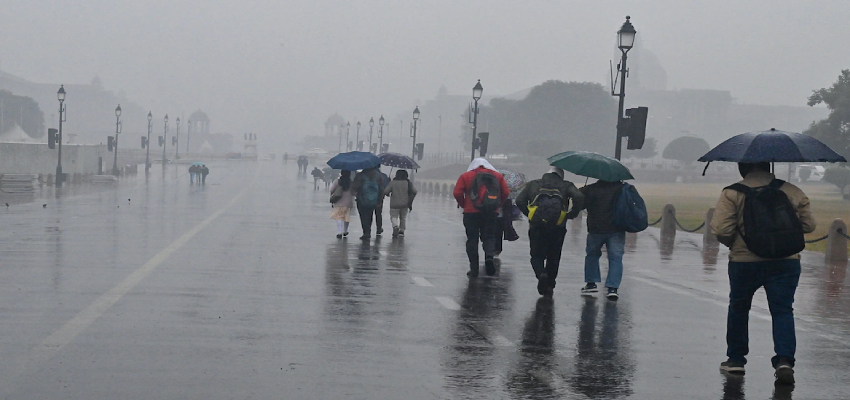 Aaj Ka Mausam: तेज हवाएं, बारिश और ओलों का ट्रिपल अटैक, दिल्ली-हरियाणा समेत कई राज्यों में बिगड़ेगा मौसम