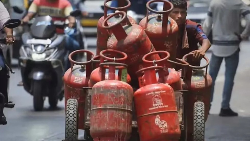 LPG संकट के बीच राहत, अब बिना कनेक्शन भी मिलेगी गैस सिलेंडर की सुविधा; जानें कैसे?