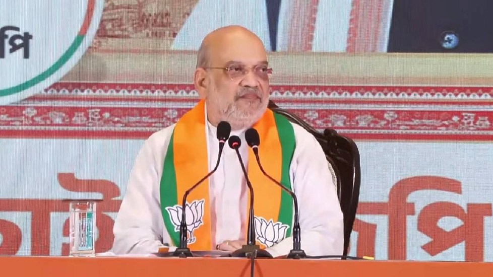 महिलाओं को हर महीने 3000 रुपए, UCC होगा लागू... बंगाल फतह करने लिए भाजपा ने लगाई वादों की झड़ी