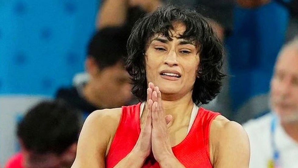 Delhi News: विनेश फोगाट को दिल्ली हाईकोर्ट से बड़ी राहत, अयोग्यता के फैसले पर WFI की लगाई क्लास