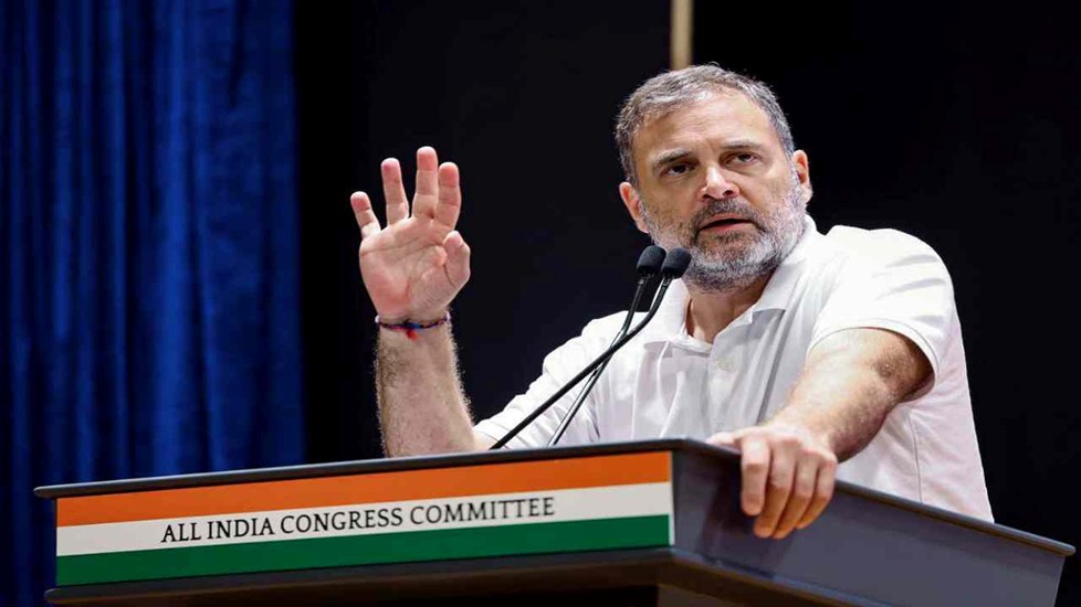 Political News: राहुल गांधी का बड़ा संदेश, ‘दलितों की भागीदारी से मजबूत होगी कांग्रेस’