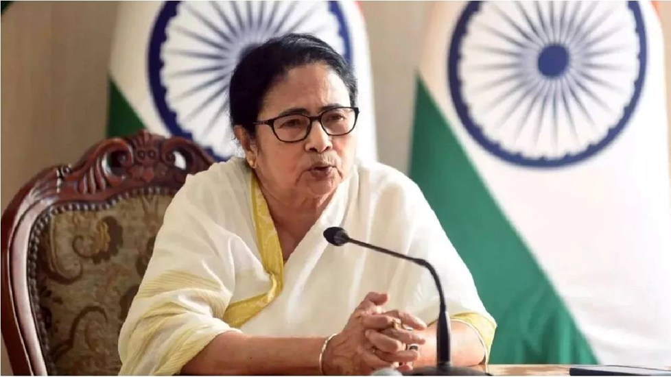 टीएमसी में लगातार बढ़ रही दरार, 20 सांसदों ने अपनाए बगावती सुर; भूपेंद्र यादव से सभी ने की मुलाकात