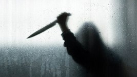 Delhi Crime: दिल्ली के नजफगढ़ में बेटे को बचाने गई मां पर चाकू से हमला, इलाज के दौरान मौत; 1 आरोपी गिरफ्तार