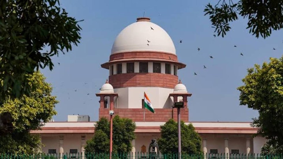 Delhi News: दिल्ली SIR प्रक्रिया के तहत 33 लाख मतदाताओं को भेजे गए नोटिस, सुप्रीम कोर्ट सुनवाई के लिए तैयार; जानें पूरा मामला