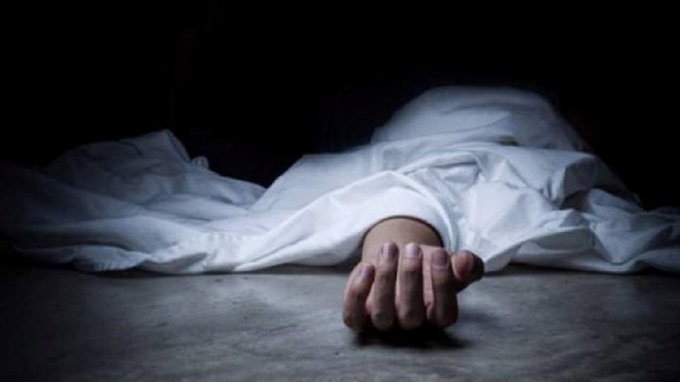 20 छोटे लड़के से प्यार का अंजाम हुआ भयावह,  विवाहित महिला का शव मिलने से मचा हड़कंप