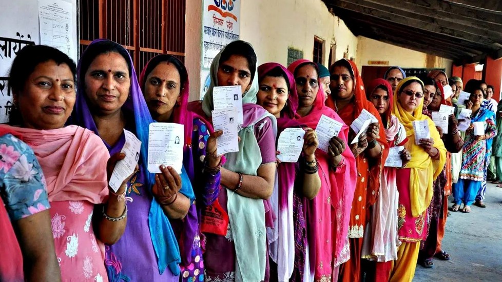 UP Panchayat Election: तीन महीने में चुनाव कराने का आदेश, ग्राम प्रधानों पर भी हाईकोर्ट का फैसला