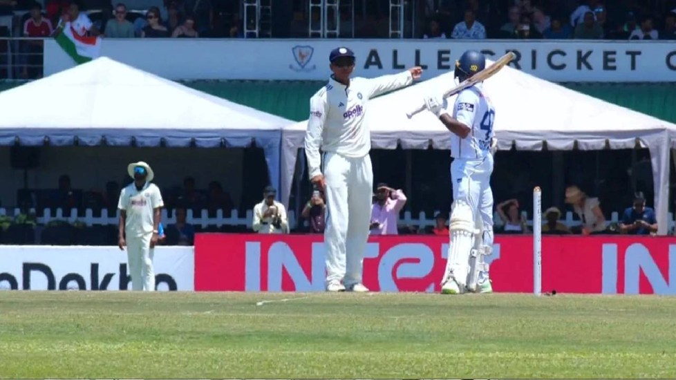 खेल के बीच में जायसवाल ने श्रीलंकाई क्रिकेटर को दिया IPL का ऑफर, फिर मैदान पर ही हो गया बड़ा ड्रामा