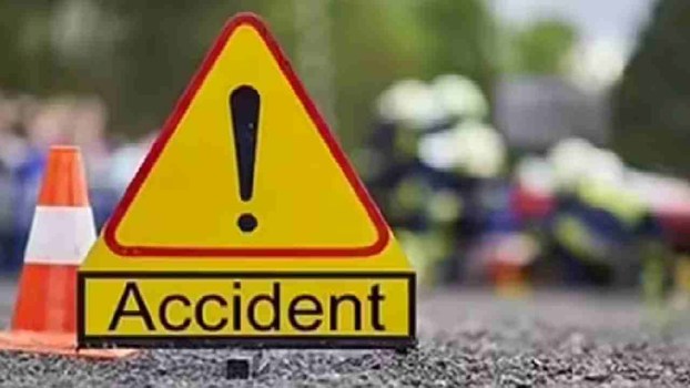 UP NEWS: कानपुर में भीषण सड़क हादसा, दो बाइकों की टक्कर में 3 युवकों की मौत, 2 घायल