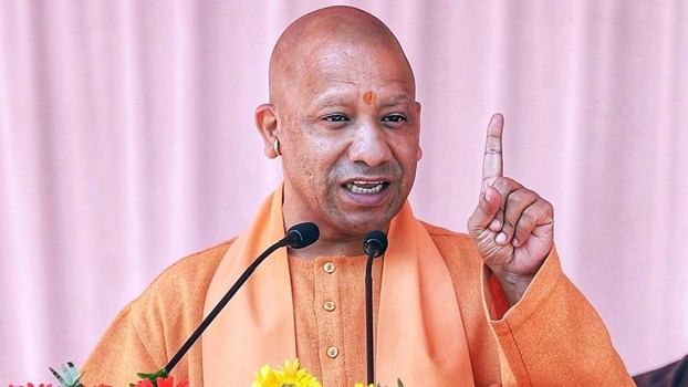 योगी सरकार के मंत्रिमंडल के विस्तार की चर्चा तेज, SP के बागी विधायकों को मिल सकता है तोहफा