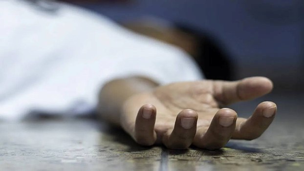 दुकान के अंदर युवती की लाश मिलने से मचा हड़कंप, 8 साल से साथ रह रहा पार्टनर फरार