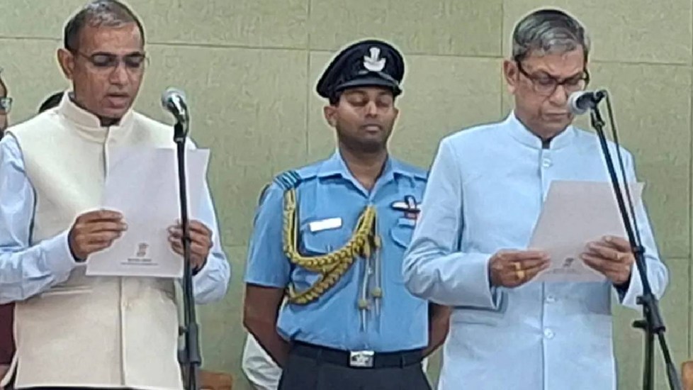 हरियाणा में राज्य सूचना आयोग में एक आयुक्त की हुई नियुक्ति, राज्यपाल ने दिलाई गोपनीयता की शपथ