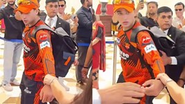 जबरदस्ती खींचा...Abhishek Sharma के साथ फैन की बदसलूकी, क्रिकेटर की सुरक्षा पर उठे कई सवाल