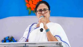 West Bengal Elections 2026: दूसरे चरण के मतदान के बीच ममता बनर्जी ने बीजेपी पर लगाए गंभीर आरोप, कहा- क्या यह स्वतंत्र और निष्पक्ष चुनाव है?