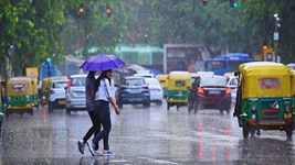 तापमान गिरेगा और मौसम होगा सुहाना, हरियाणा के 6 जिलों में आज आंधी-बारिश का अलर्ट