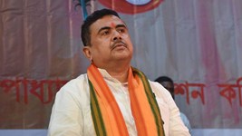 शुभेंदु अधिकारी या दिलीप घोष, किसके हाथों में होगी बंगाल की बागडोर; सीएम की रेस में 5 नाम शामिल