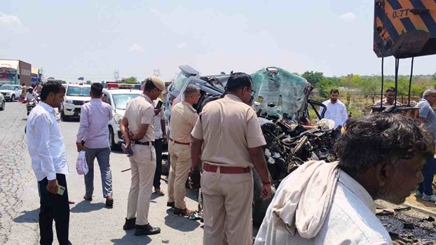 HARYANA NEWS: नूंह में दर्दनाक सड़क हादसा, स्कॉर्पियो की टक्कर में 5 यूपी पुलिसकर्मियों की मौके पर मौत