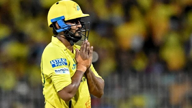 बच गया युवराज का रिकॉर्ड! उर्विल पटेल ने 13 गेंदों पर लगाया अर्धशतक; लखनऊ के गेंदबाजों की हुई धुनाई